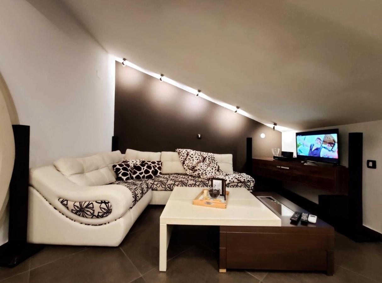 Sky Apartments Special Струмиця Екстер'єр фото